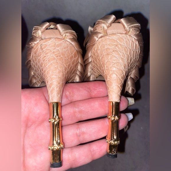 Tom Ford for Gucci satin strappy bamboo heels sz. 37.5C - Picture 15 of 16